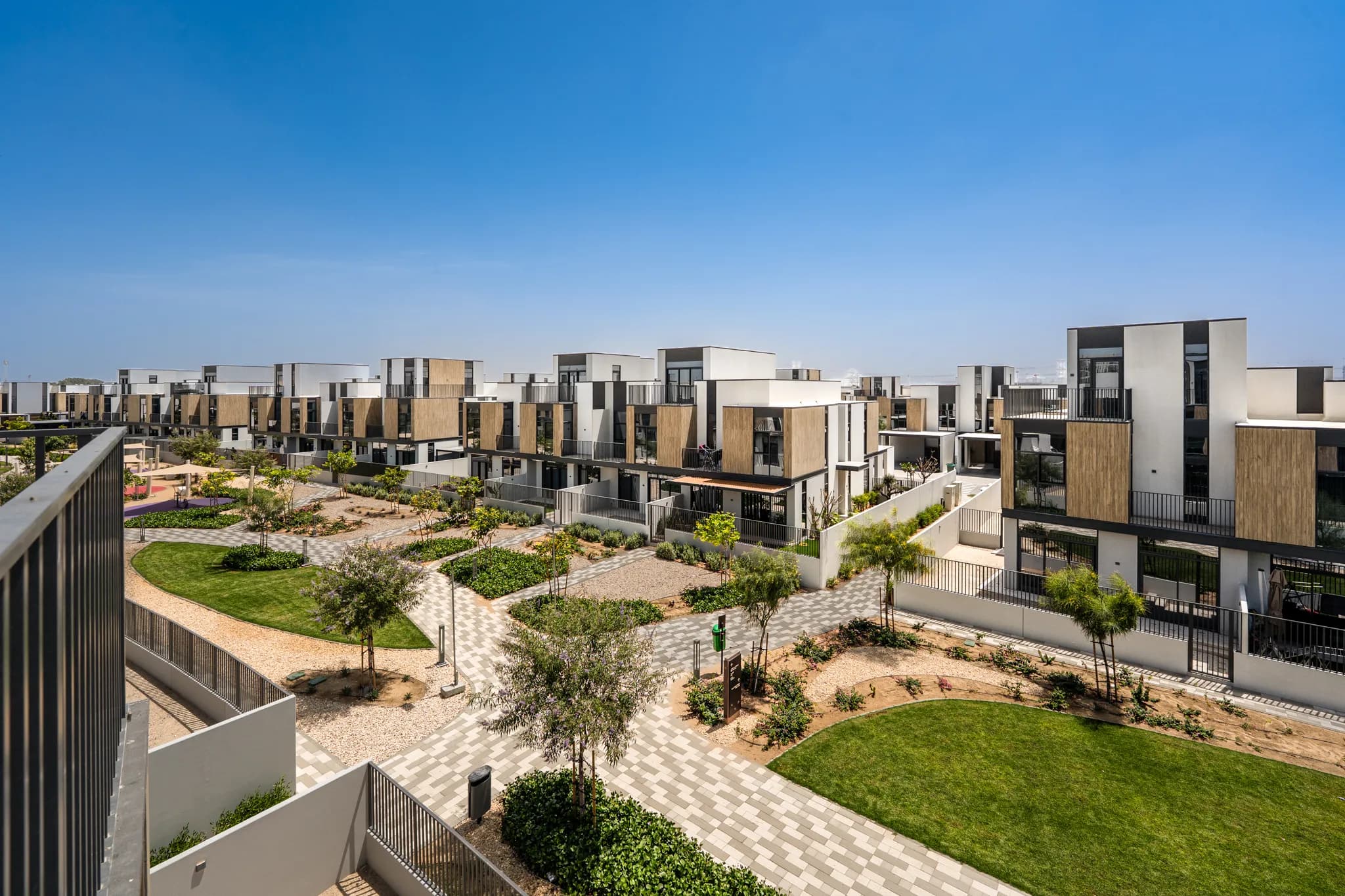 4-bedroom villa for rent at Mudon Al Ranim 4, Mudon - 18