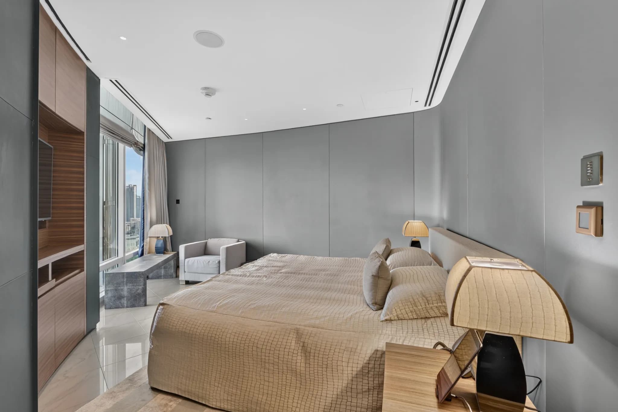 A 2-bed Armani Residence overlooking the fountains in Downtown - 9