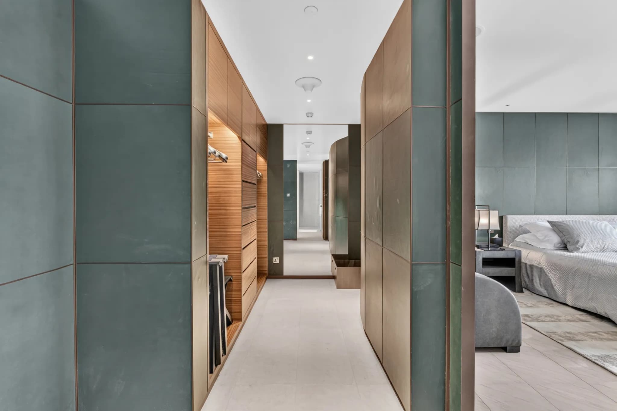A 2-bed Armani Residence overlooking the fountains in Downtown - 17