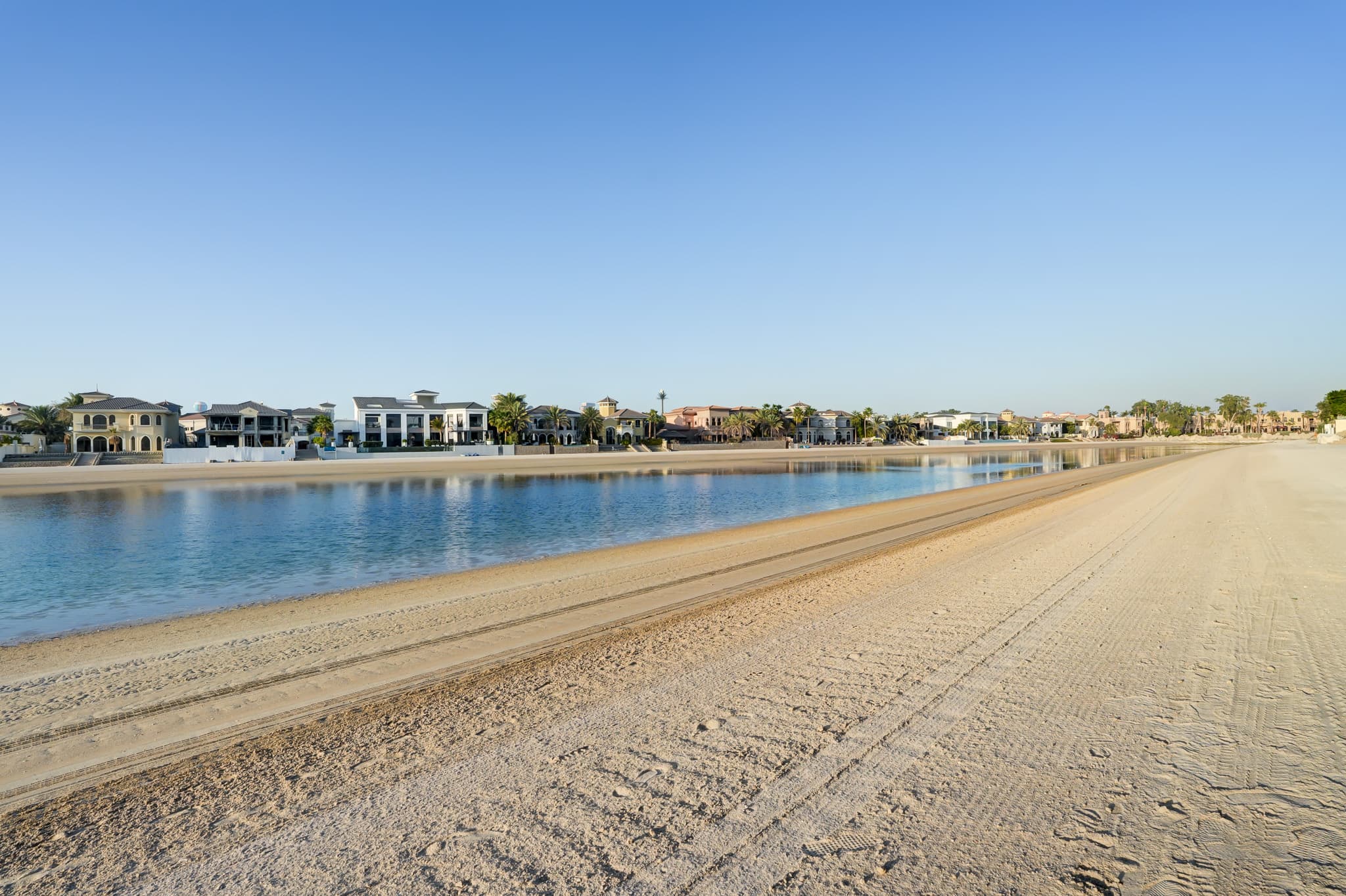 4-bedroom garden home for rent on Palm Jumeirah - 7