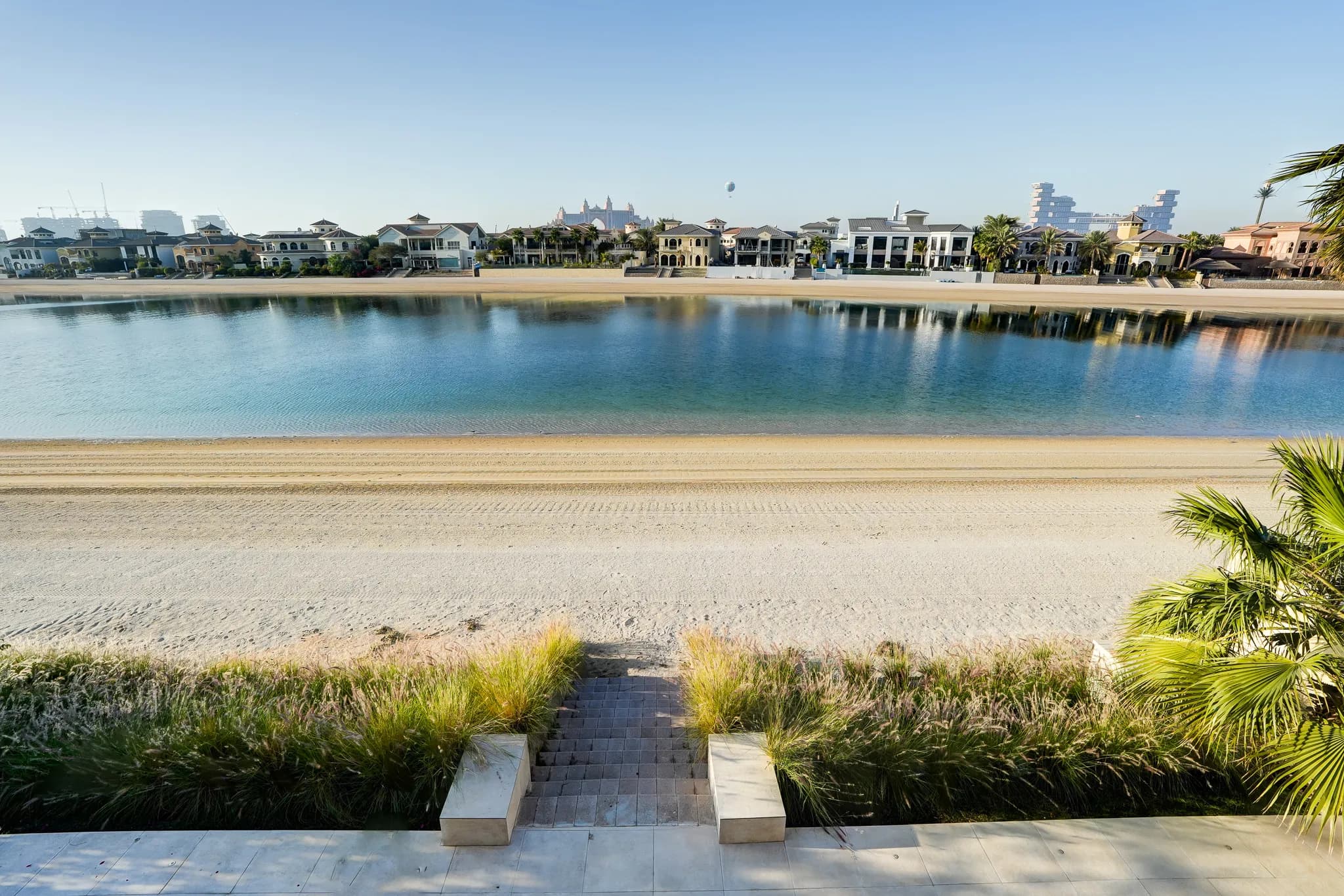 4-bedroom Garden Home for rent on Palm Jumeirah - 8
