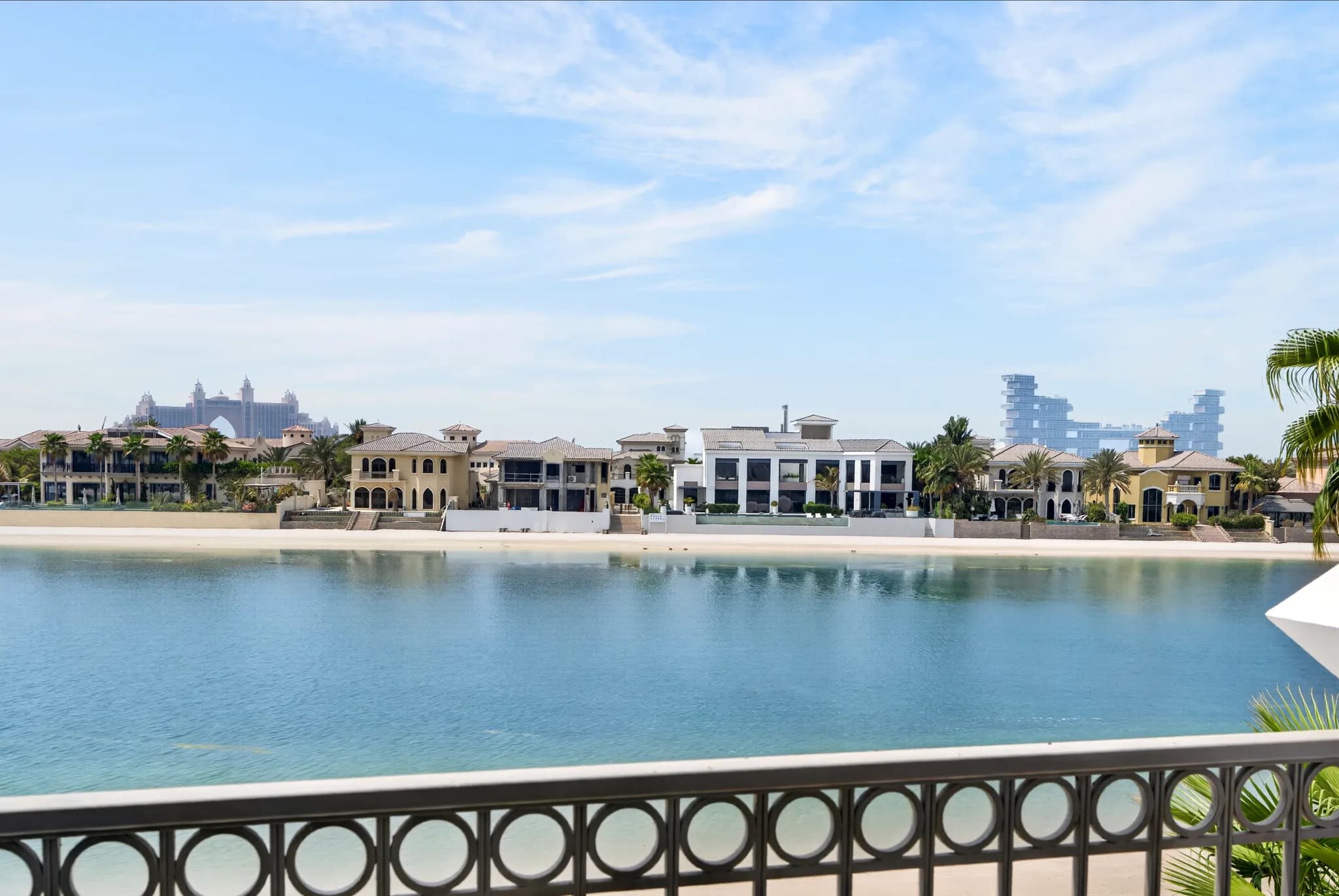 4-bedroom Garden Home for rent on Palm Jumeirah