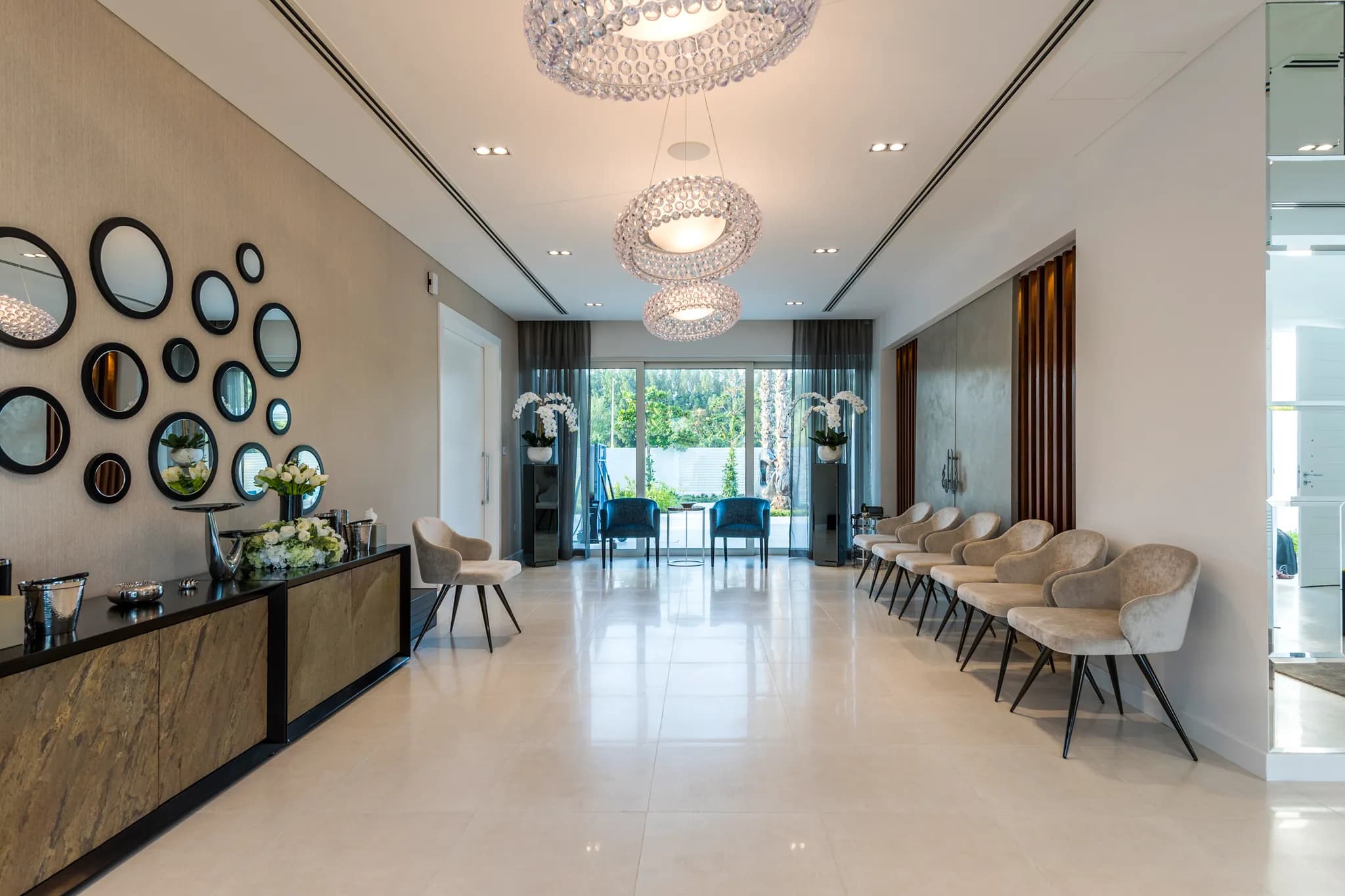 Villa de 5 chambres brillamment modernisée à The Nest, Al Barari - 8