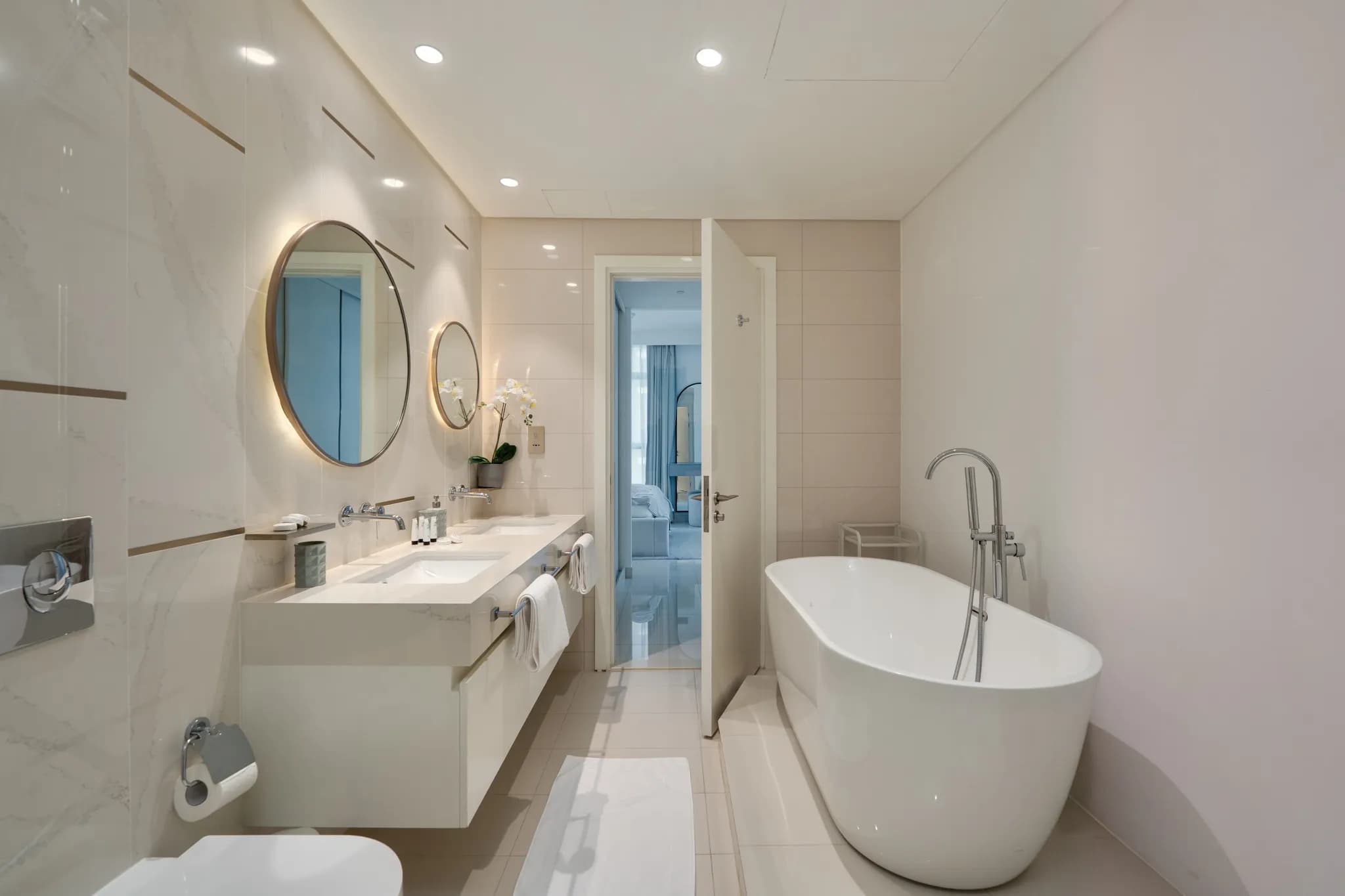 3-bed upgraded apartment in Beach Vista Emaar Beachfront - 18