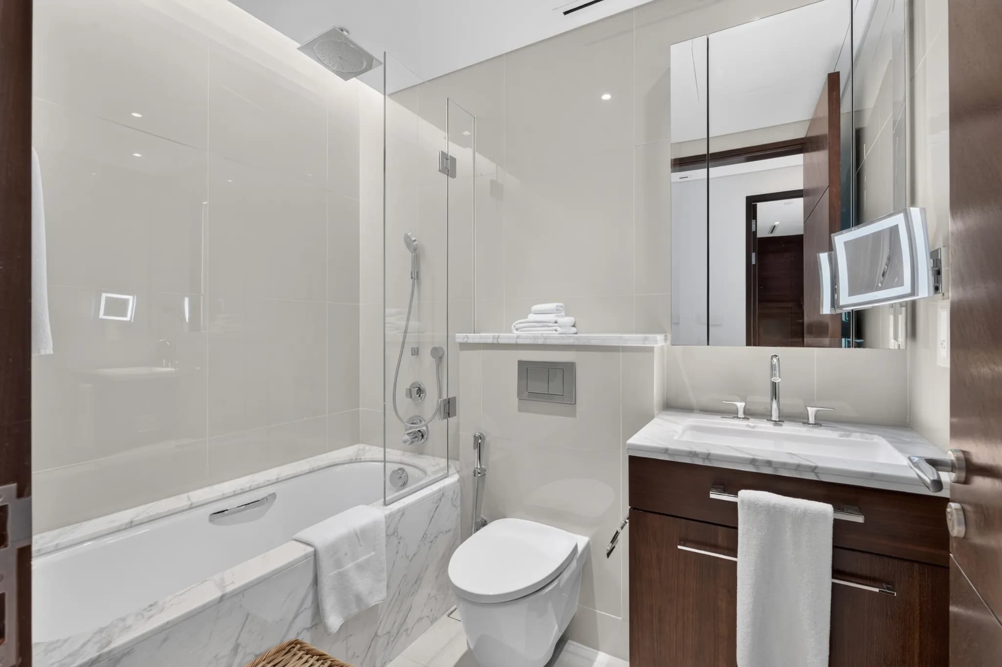 Un magnifique appartement de 4 chambres à Address Residences Sky View 2 - 14