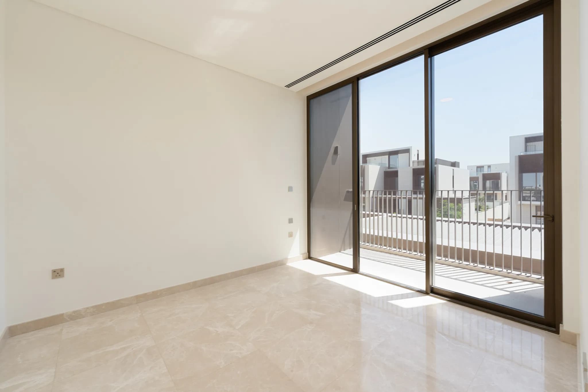 5-bedroom Flora villa at Palm Hills, Dubai Hills - 12