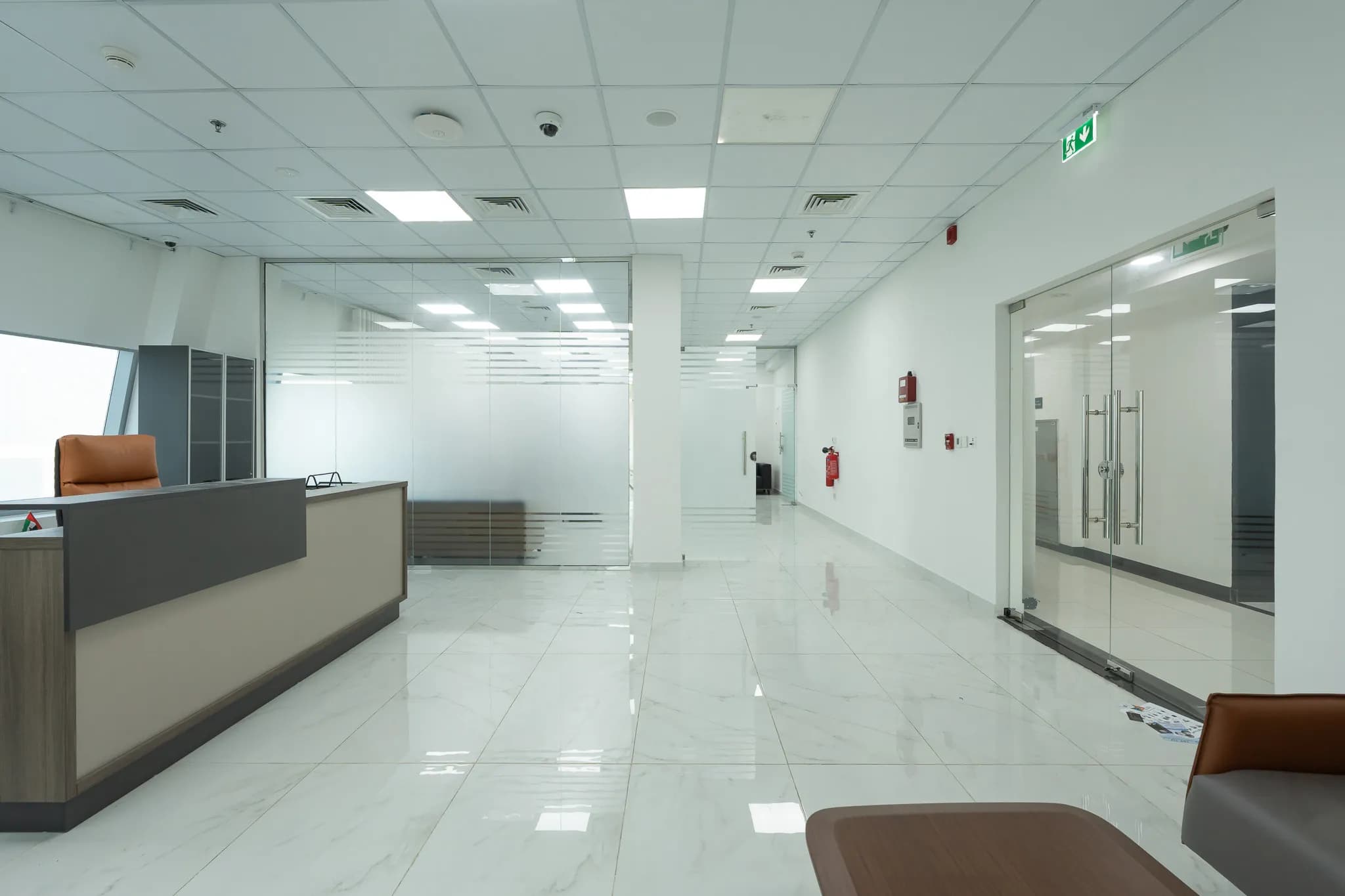 Well-combined office space in Iris Bay Tower, Business Bay  - 12