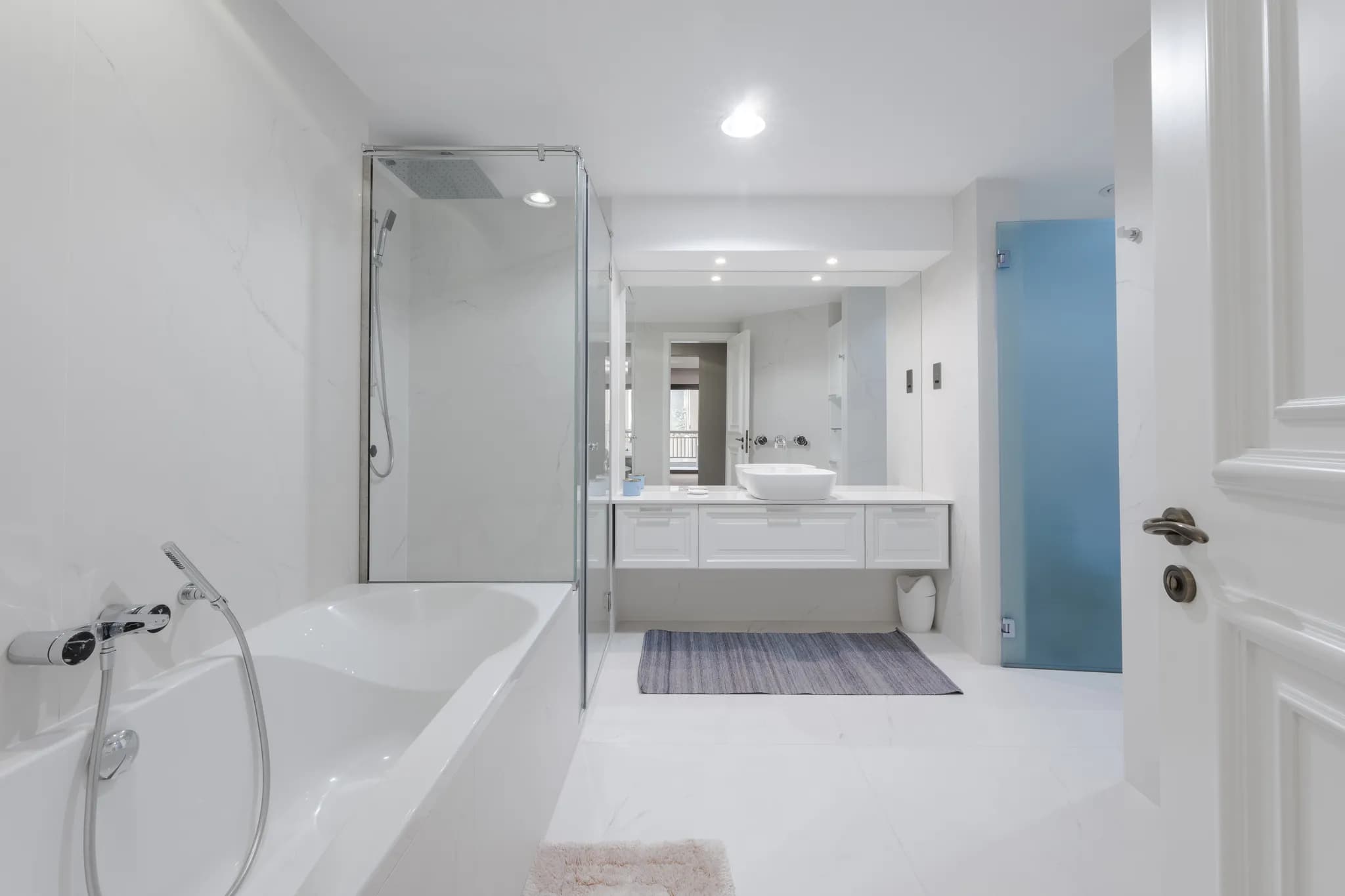 2-bed apartment in The Residences South on Palm Jumeirah - 12