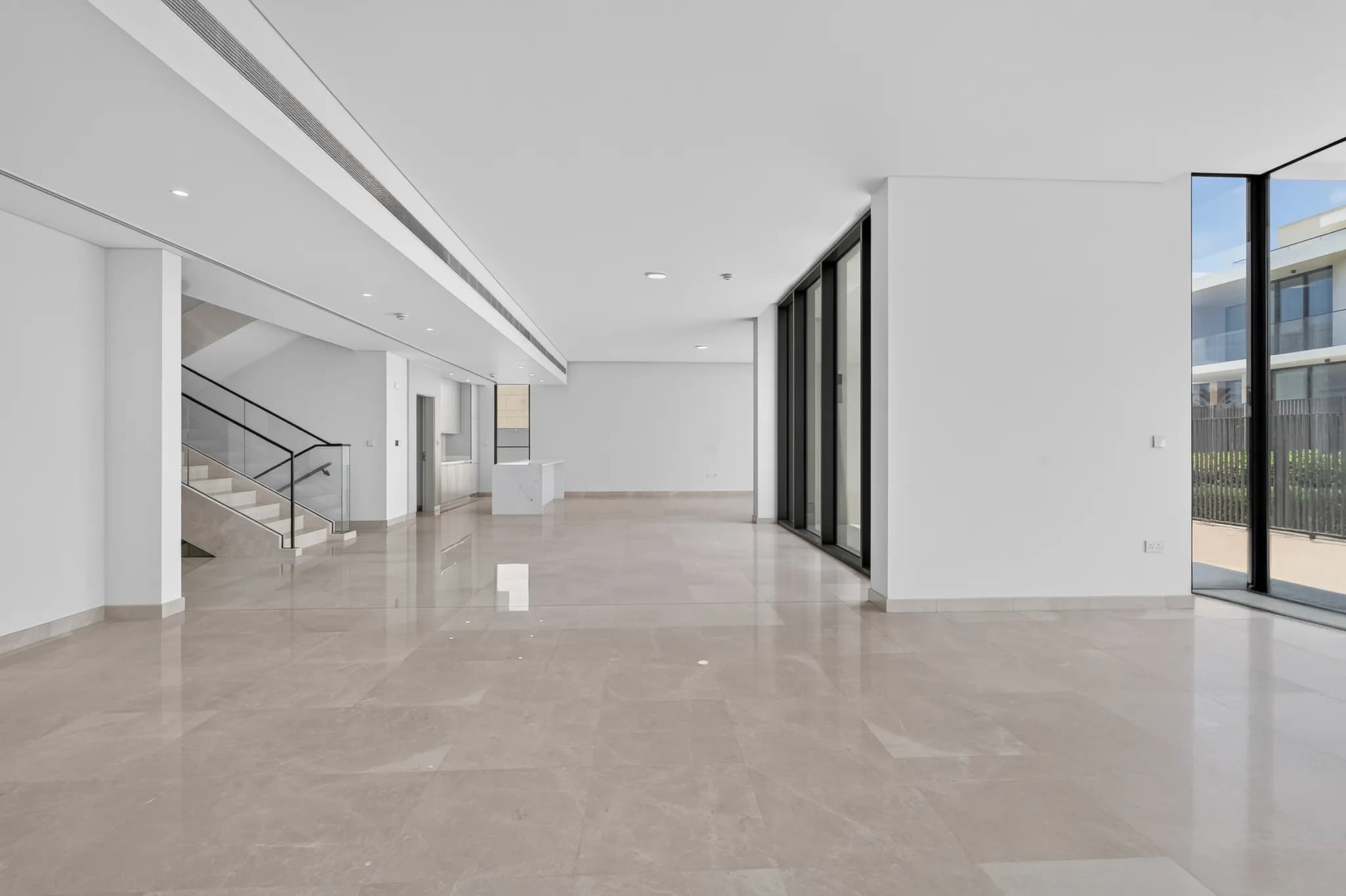 New 5-bedroom villa at Address Hillcrest with huge lower area - 7