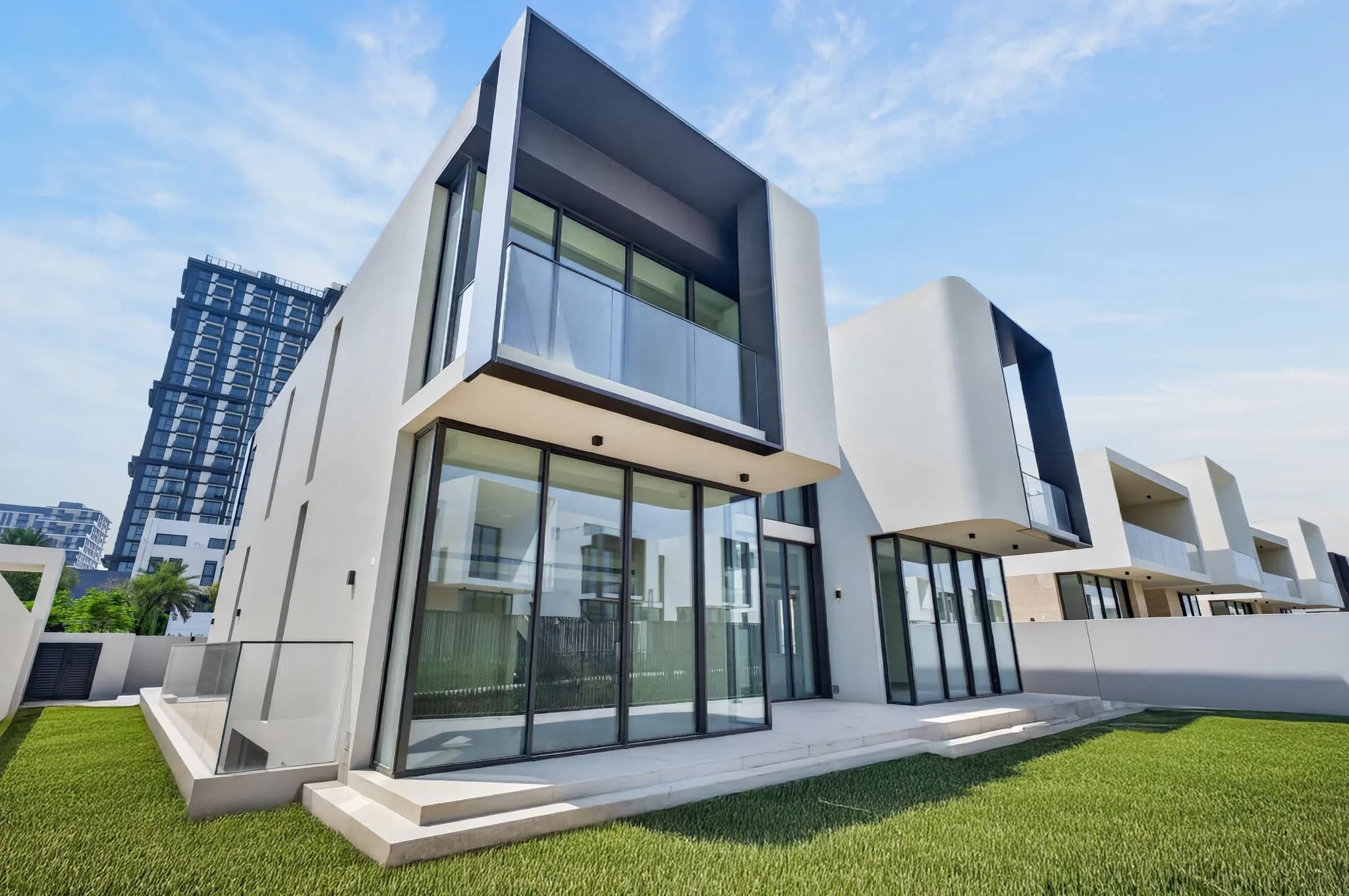 New 5-bedroom villa at Address Hillcrest with huge lower area - 22