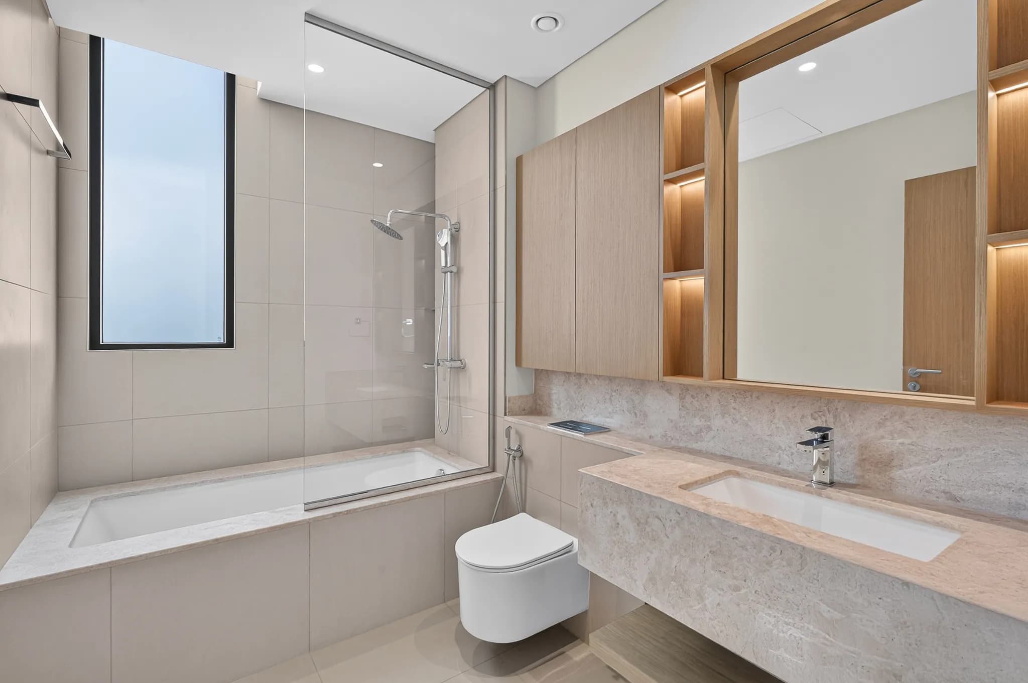 New 5-bedroom villa at Address Hillcrest with huge lower area - 33