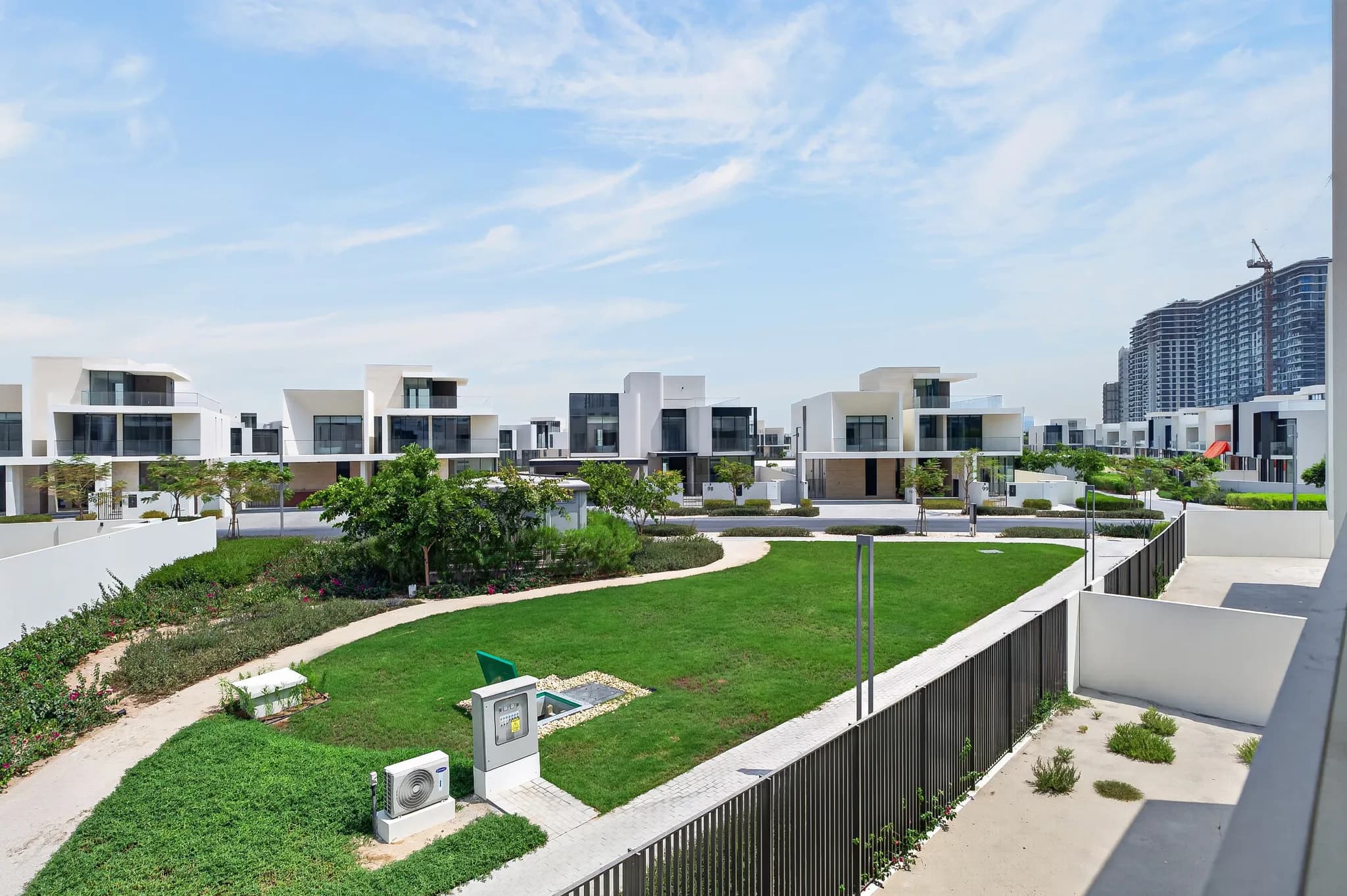 New 5-bedroom villa at Address Hillcrest with huge lower area - 36