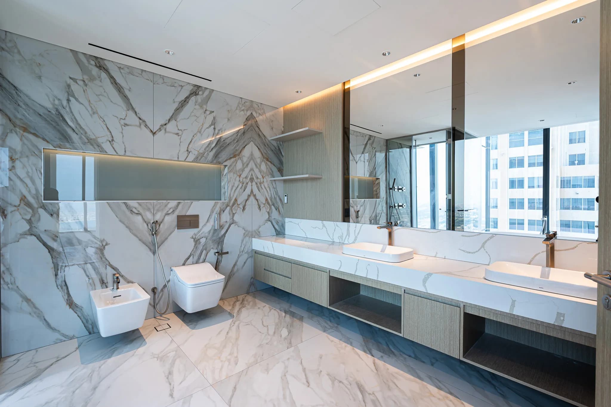 4-bedroom half floor penthouse in The S Tower, Al Sufouh - 14