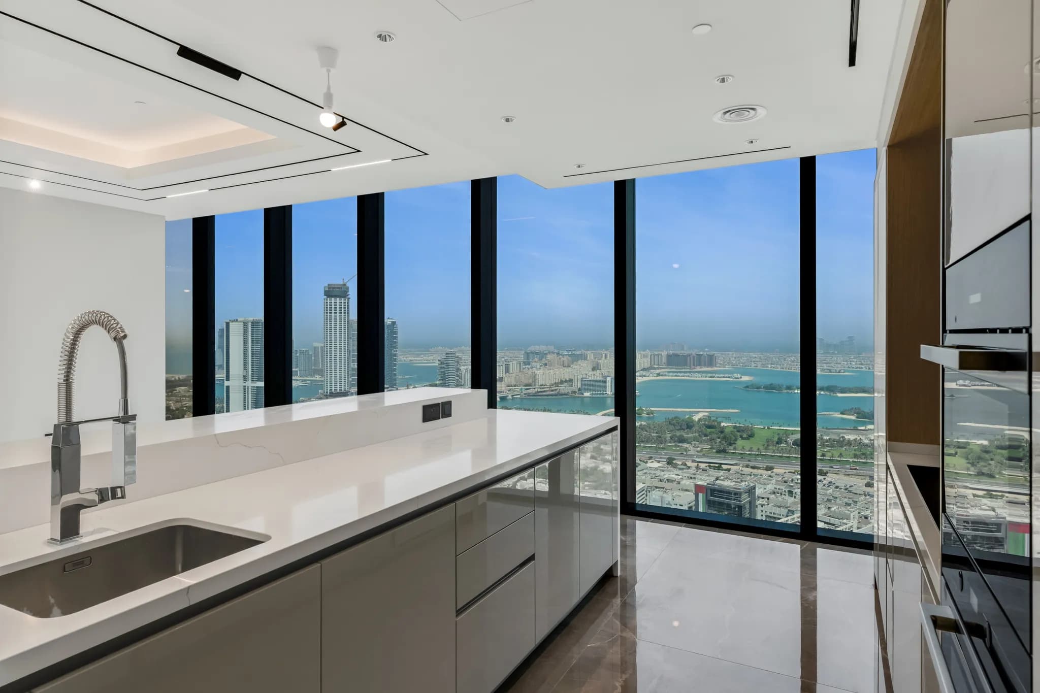 4-bedroom half floor penthouse in The S Tower, Al Sufouh - 31