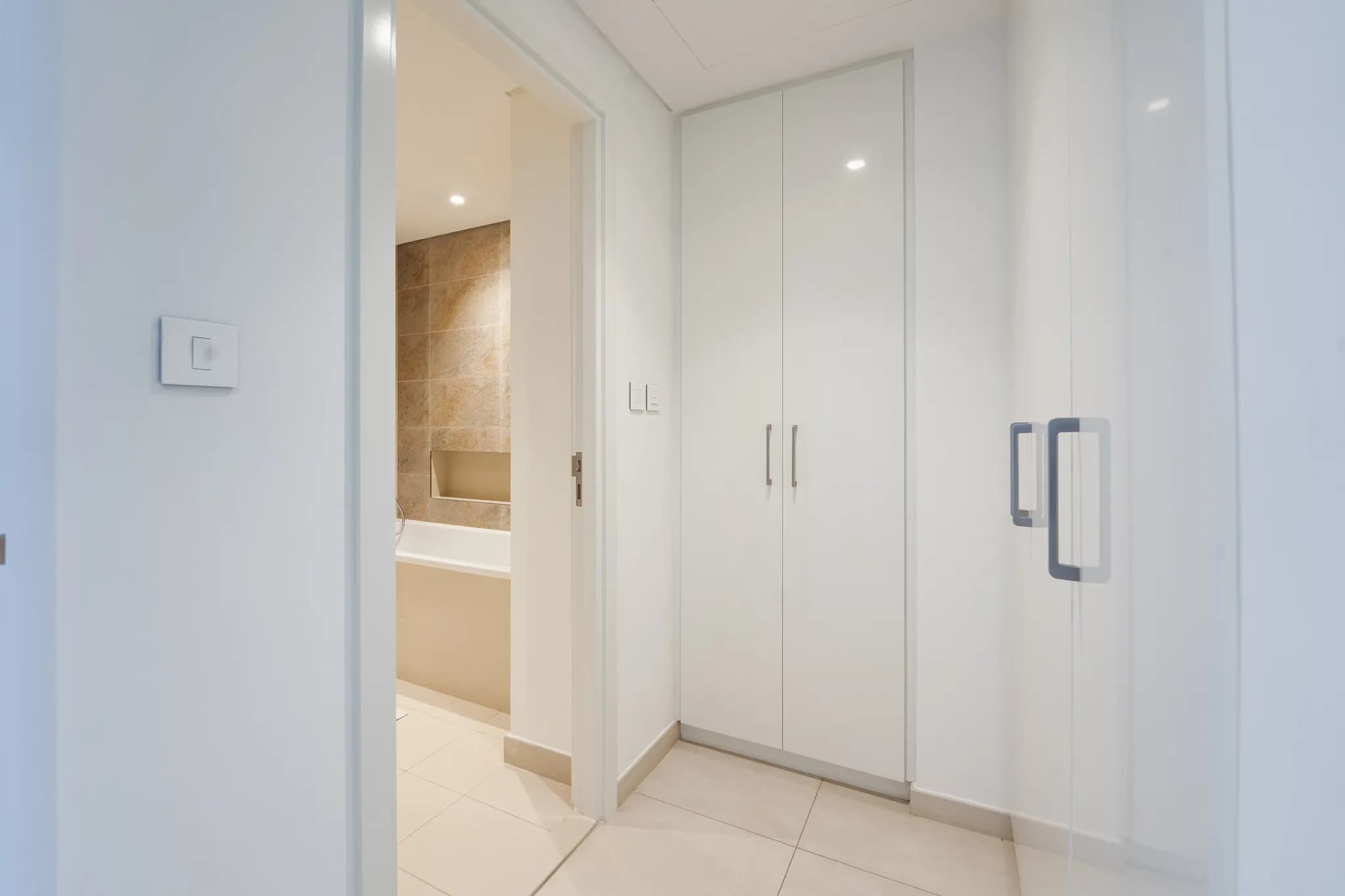 Remarkable 3-bedroom apartment in Downtown Views 2 for rent - 18