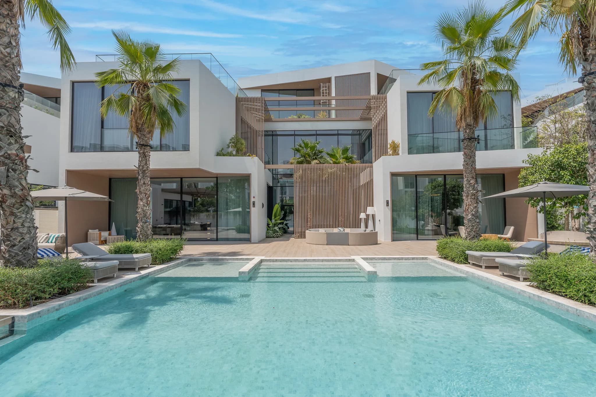 Brand-new Altissima villa with 7 bedrooms in Al Barari