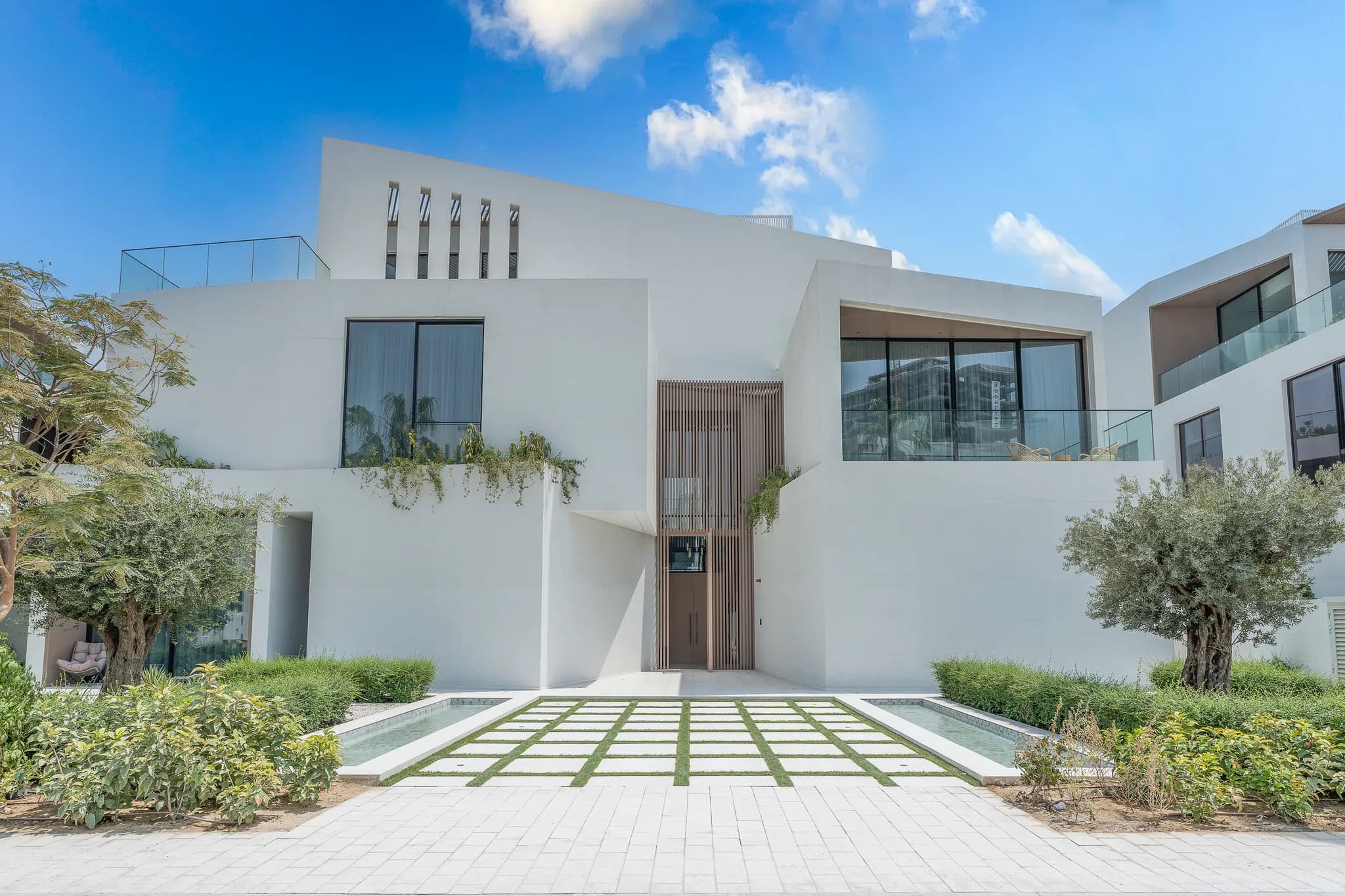 Brand-new Altissima villa with 7 bedrooms in Al Barari - 24