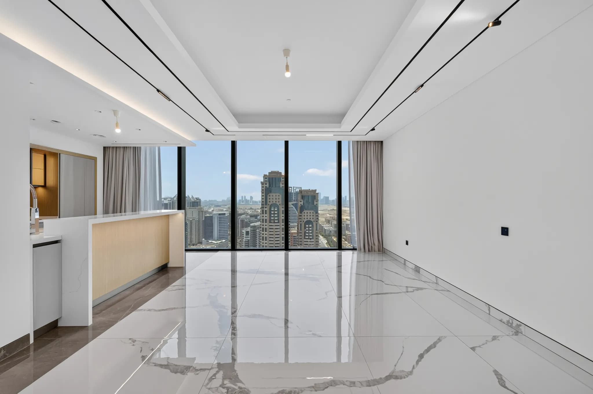 New 4-bedroom penthouse with panoramic Internet City views - 7