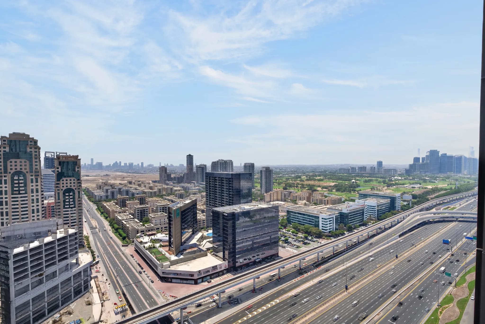 New 4-bedroom penthouse with panoramic Internet City views - 20