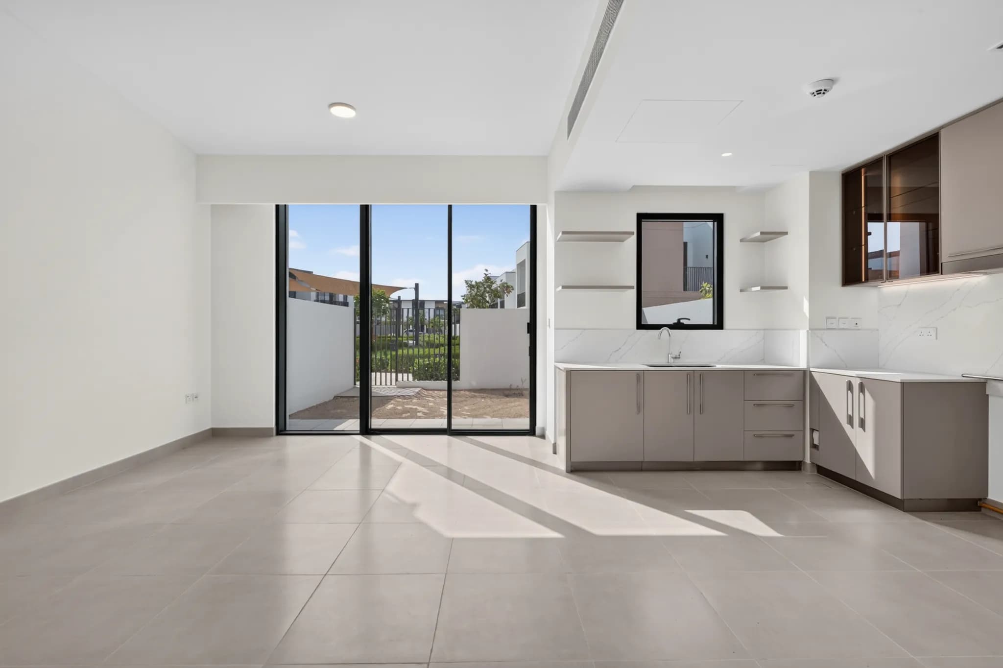 Newest 3-bedroom villa for rent in Arabian Ranches 3 