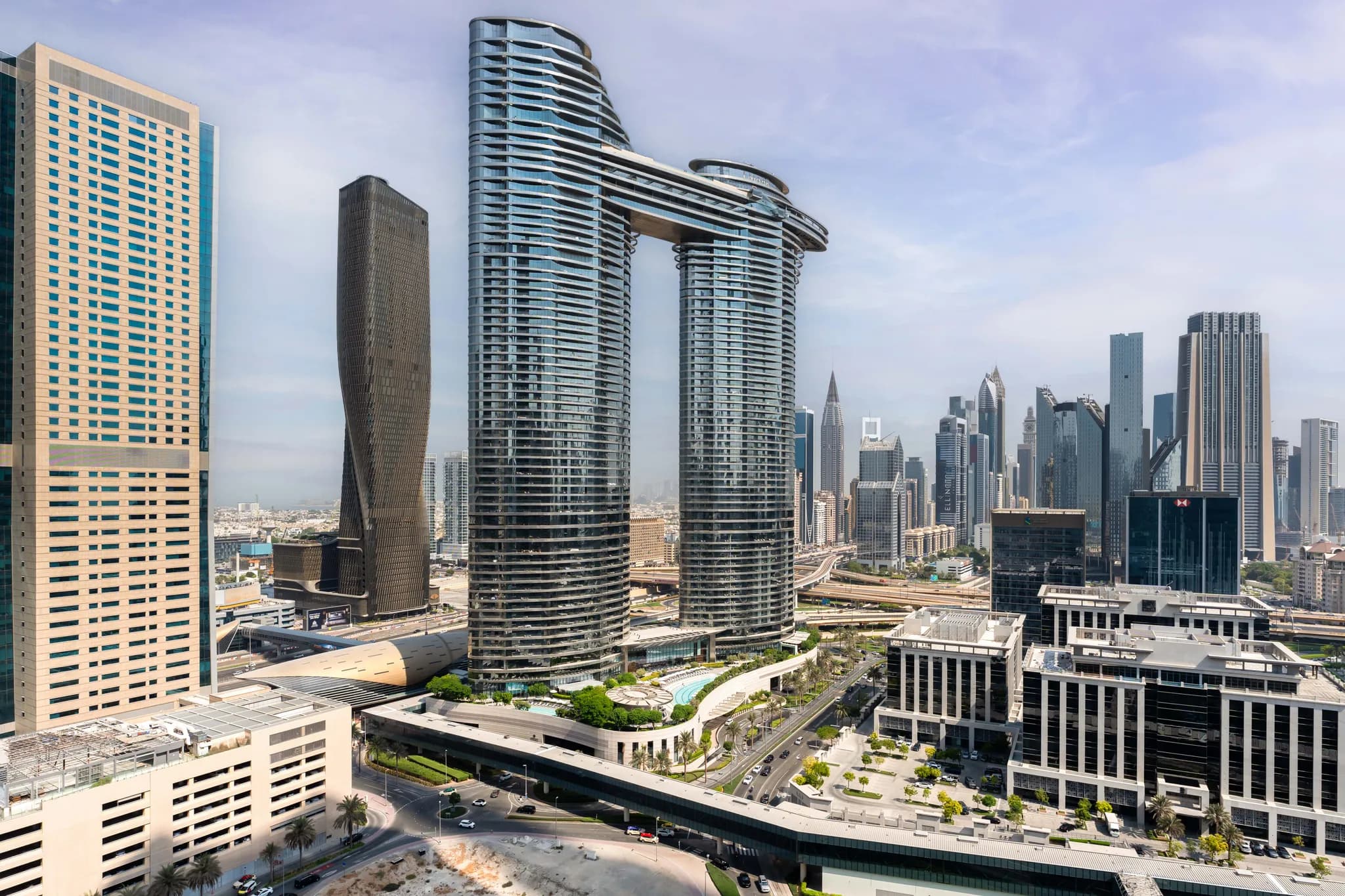 位于市中心Burj Vista Tower 2的充满活力的五居室天际线顶层公寓 - 19