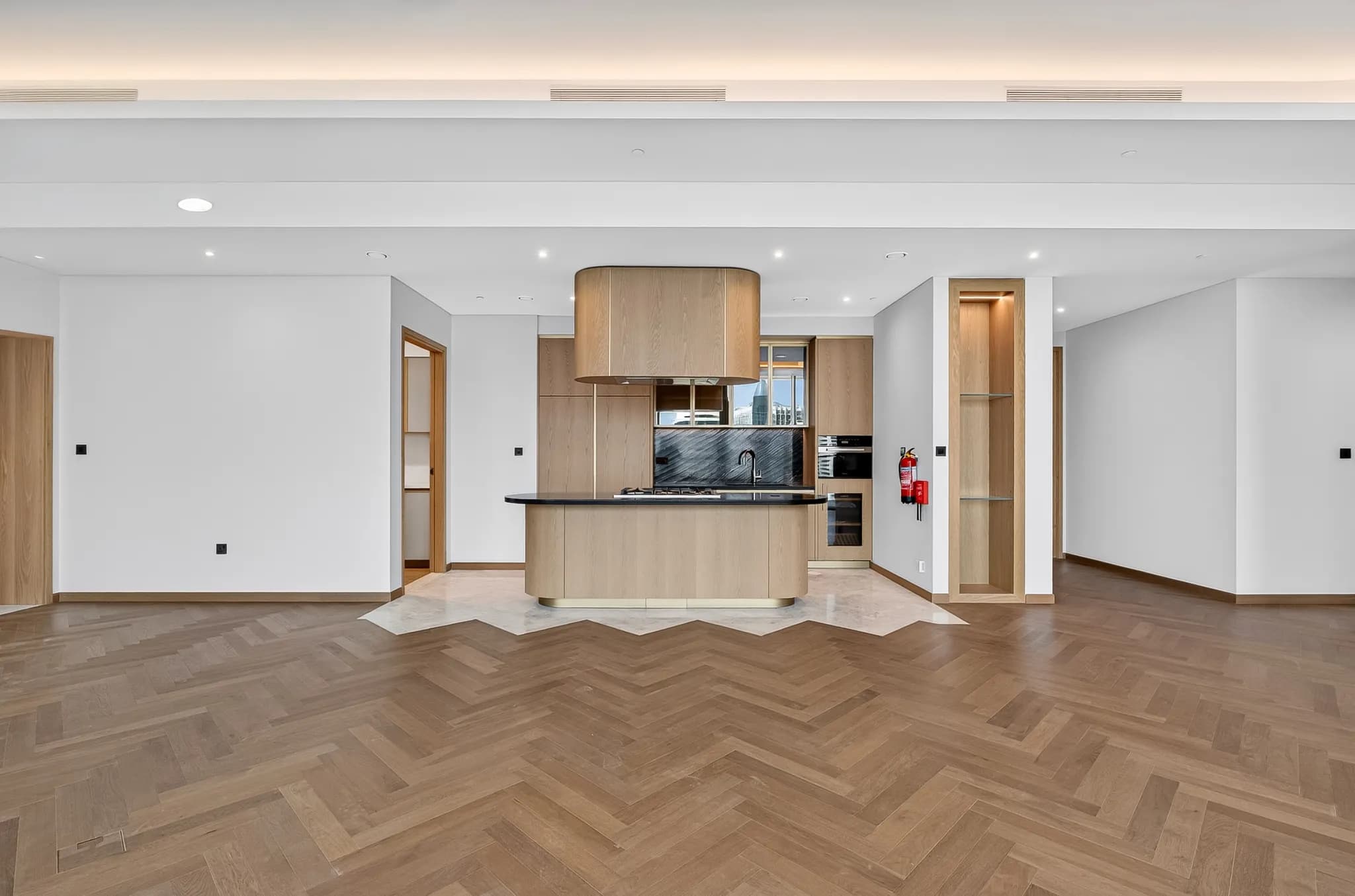 Contemporary 3-bedroom residence at Jumeirah Living - 8