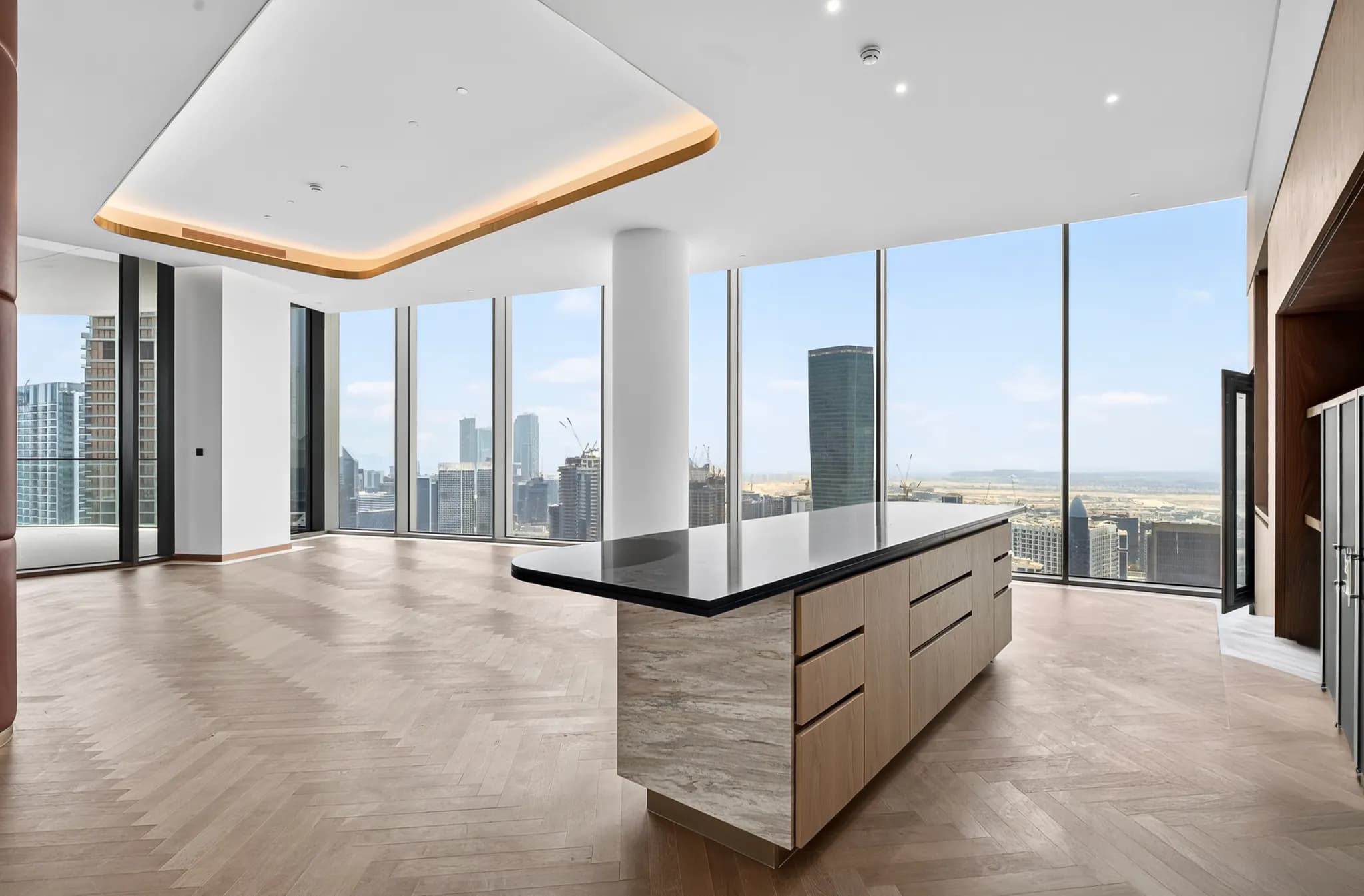 Full-floor 5-bedroom penthouse for sale in Jumeirah Living - 4