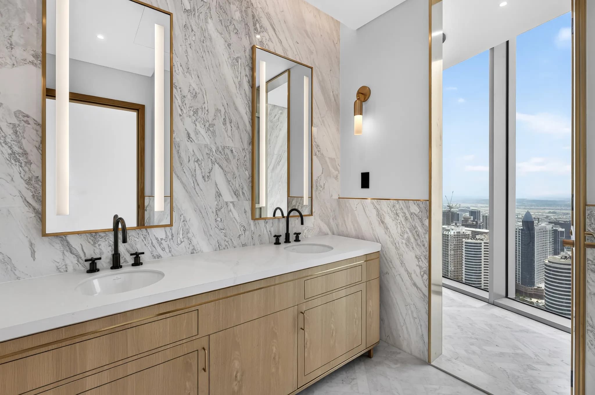 Full-floor 5-bedroom penthouse for sale in Jumeirah Living - 7