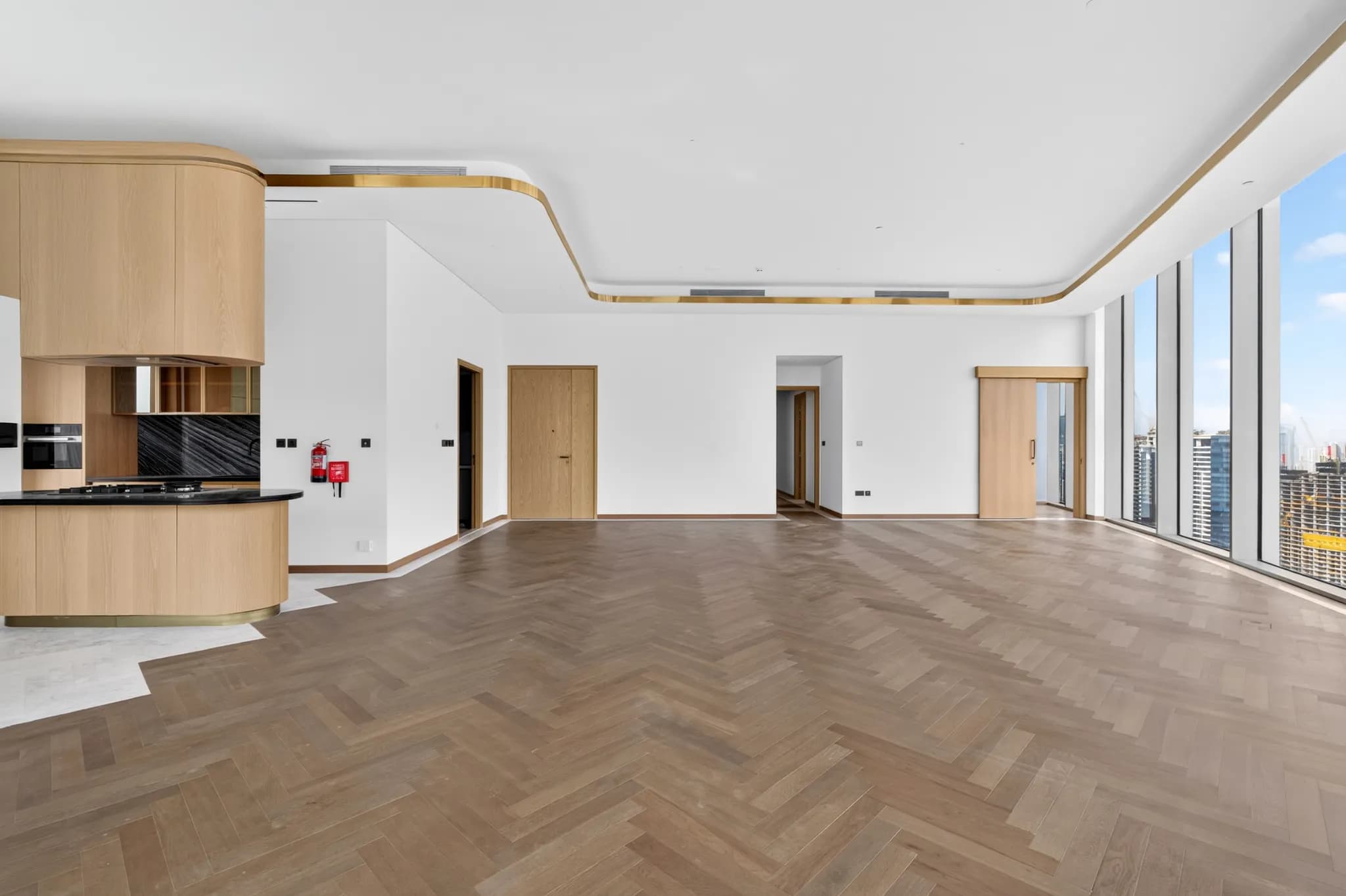 Elegant 4-bedroom duplex at Jumeirah Living, Business Bay - 5