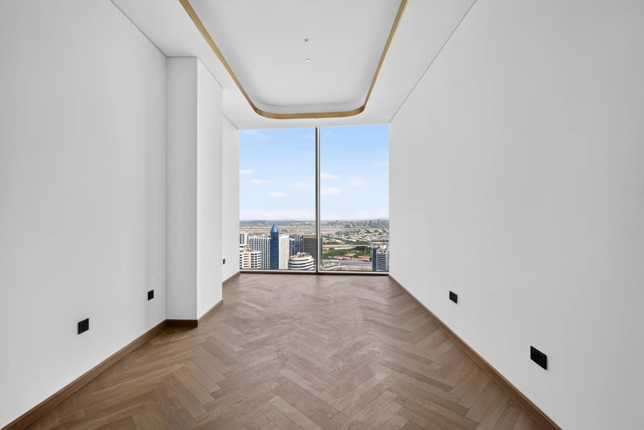 Elegant 4-bedroom duplex at Jumeirah Living, Business Bay - 10