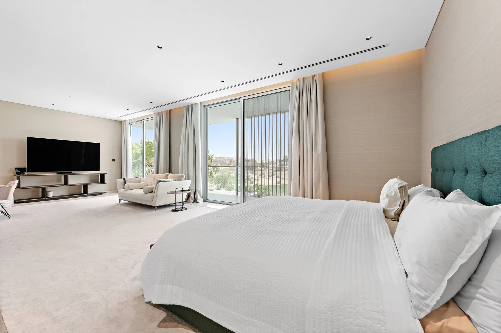 7-bed fully furnished Fairway Vistas villa Dubai Hills - 14