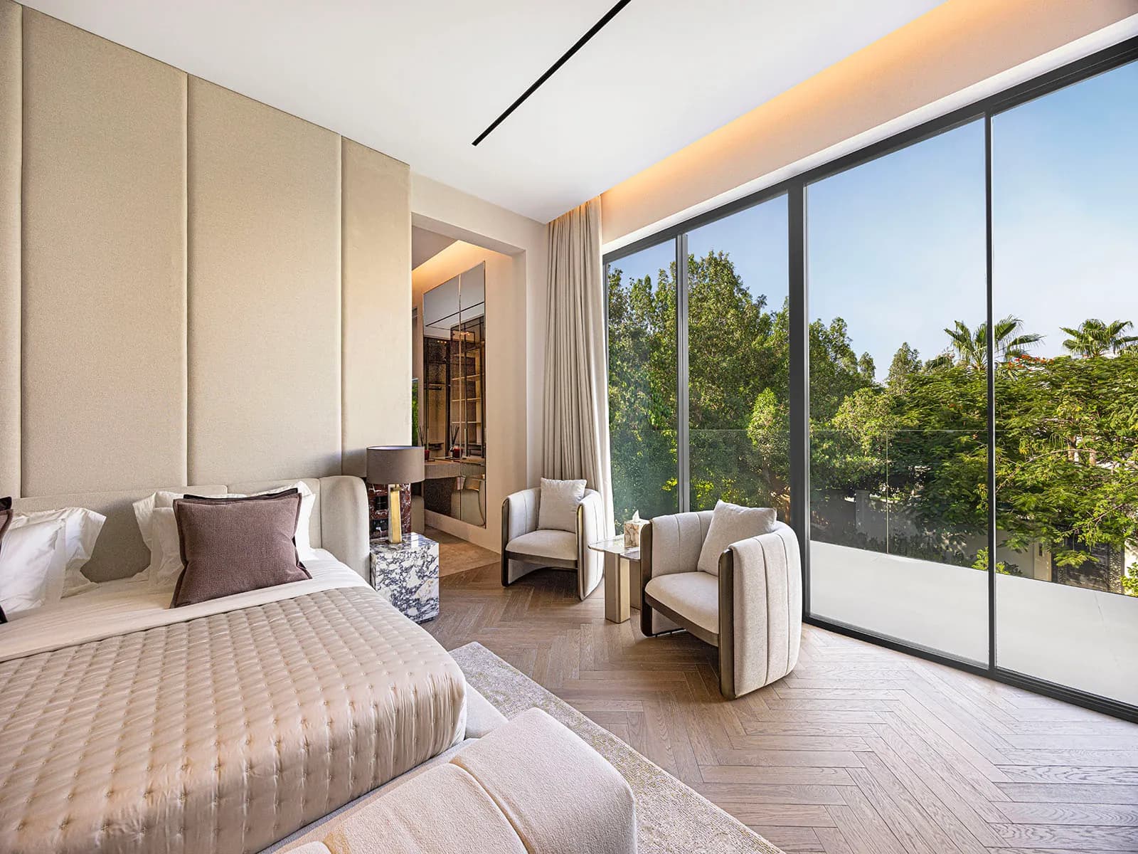 Villa modernisée de 5 chambres à vendre à Al Barari - 19