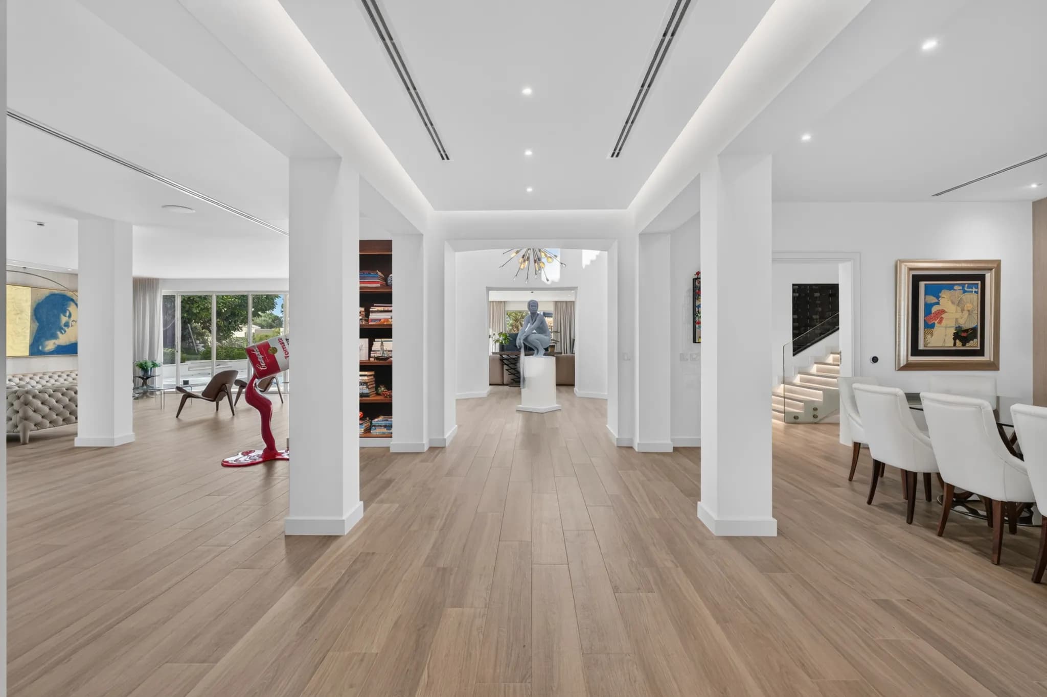 Une villa de 6 chambres récemment rénovée et agrandie à Victory Heights - 24