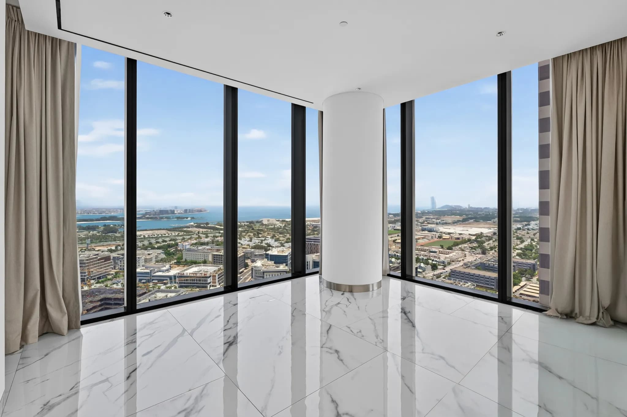 New 4-bedroom penthouse with panoramic Internet City views
