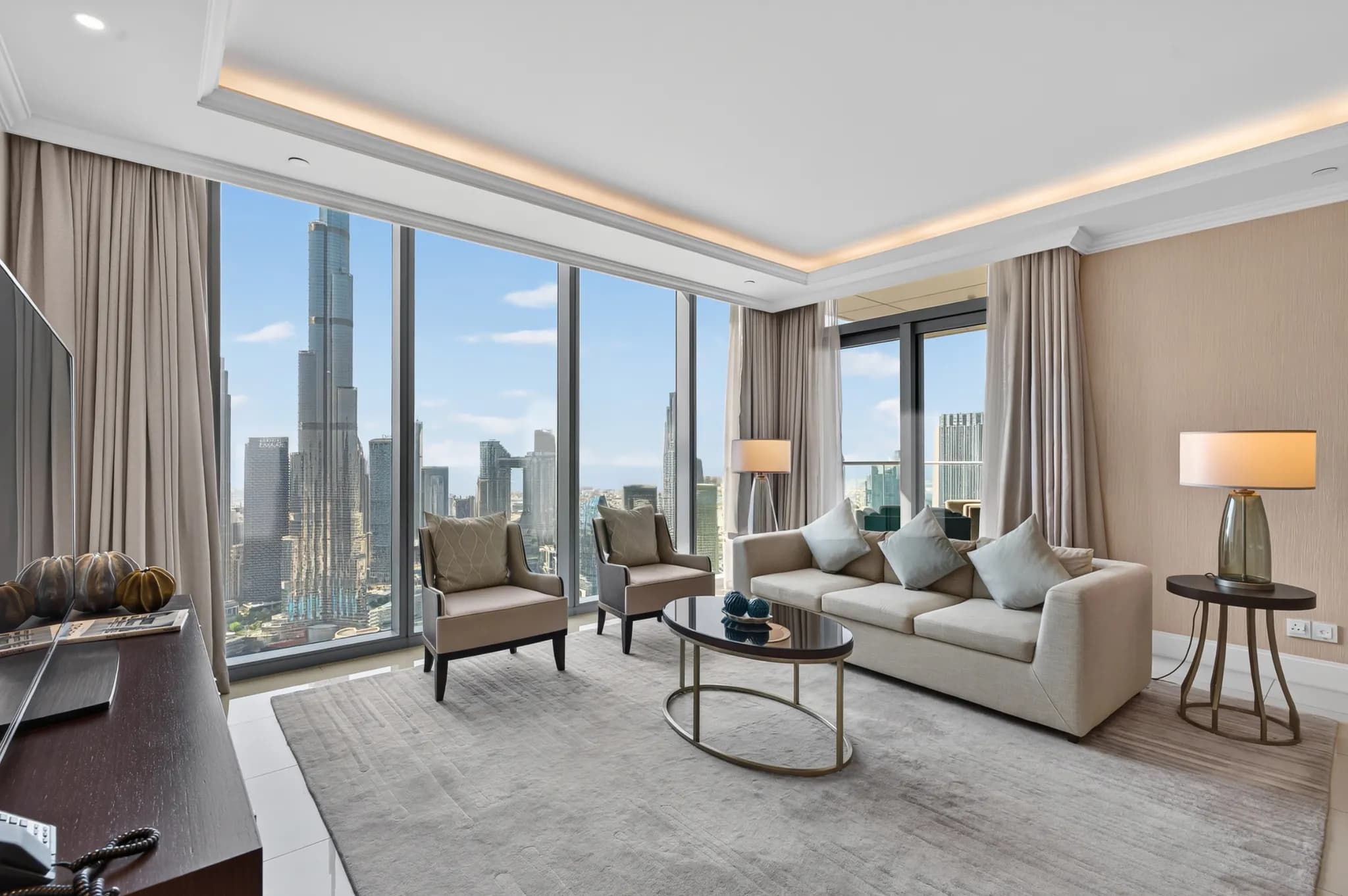A luminous 3-bedroom apartment in Address Fountain Views Tower 3 - 2