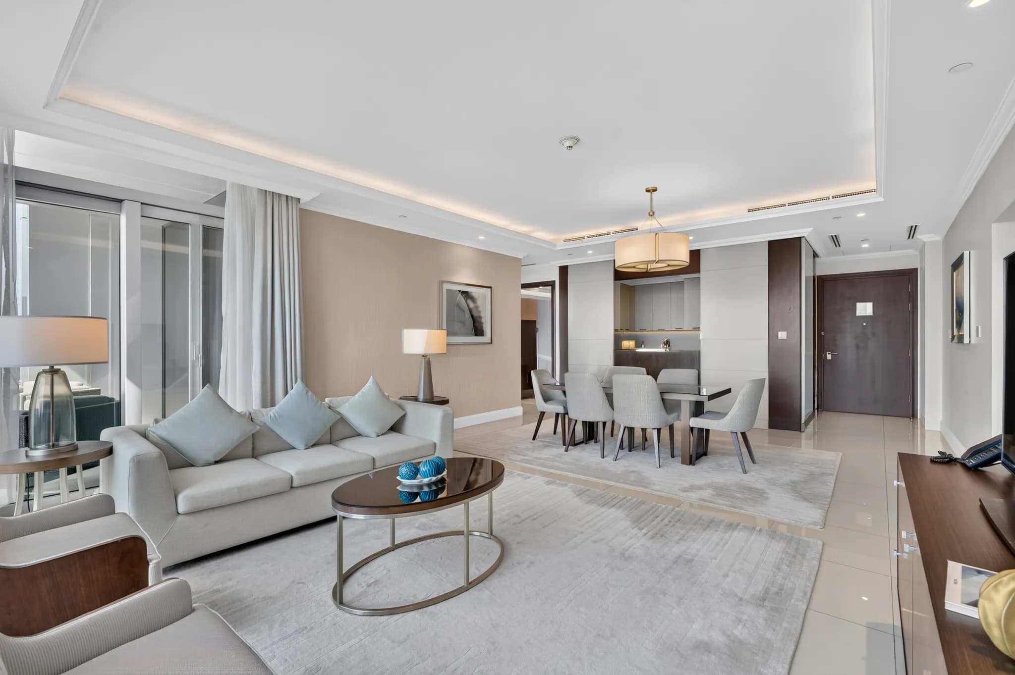 A luminous 3-bedroom apartment in Address Fountain Views Tower 3 - 3