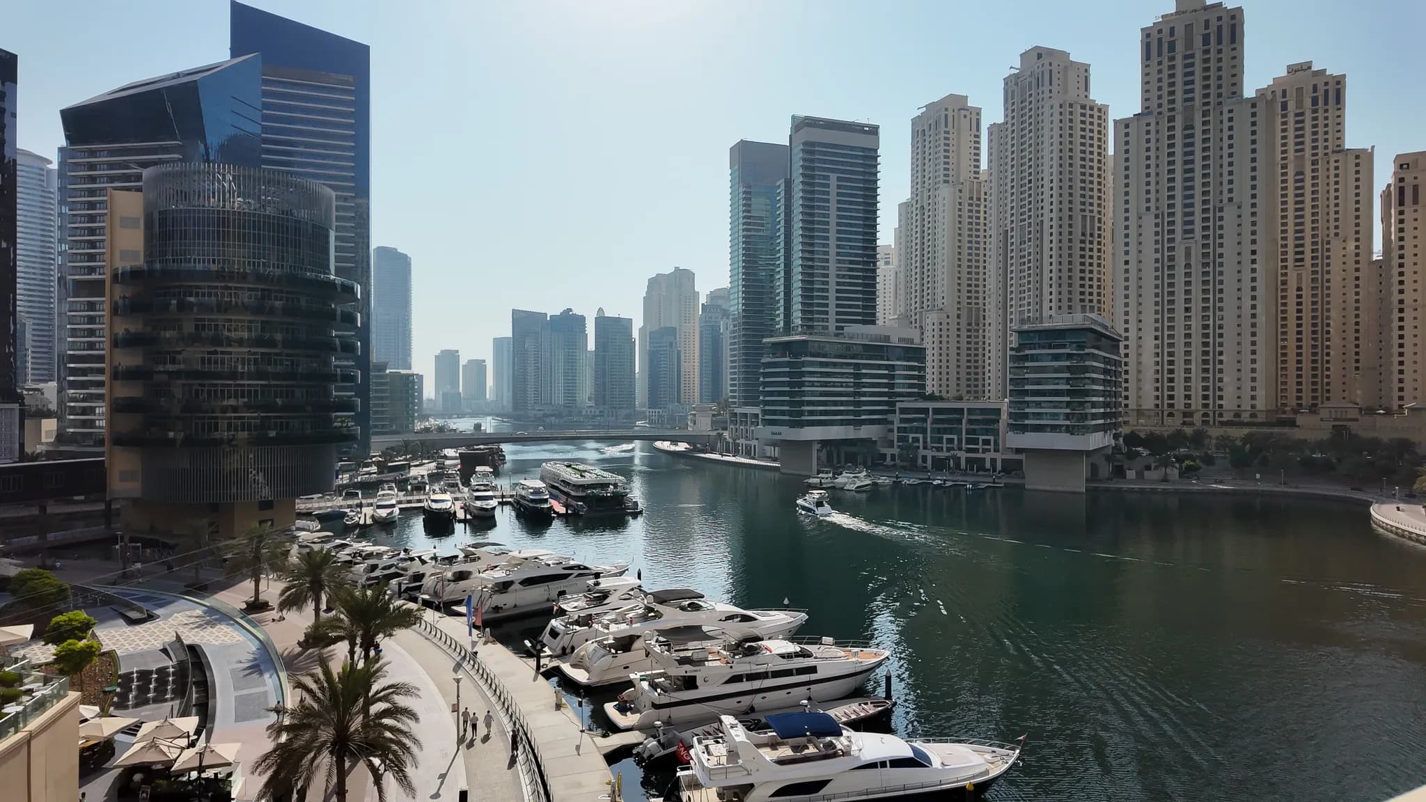 مساحة عمل مع إطلالات بانورامية في فندق مارينا مول - 15