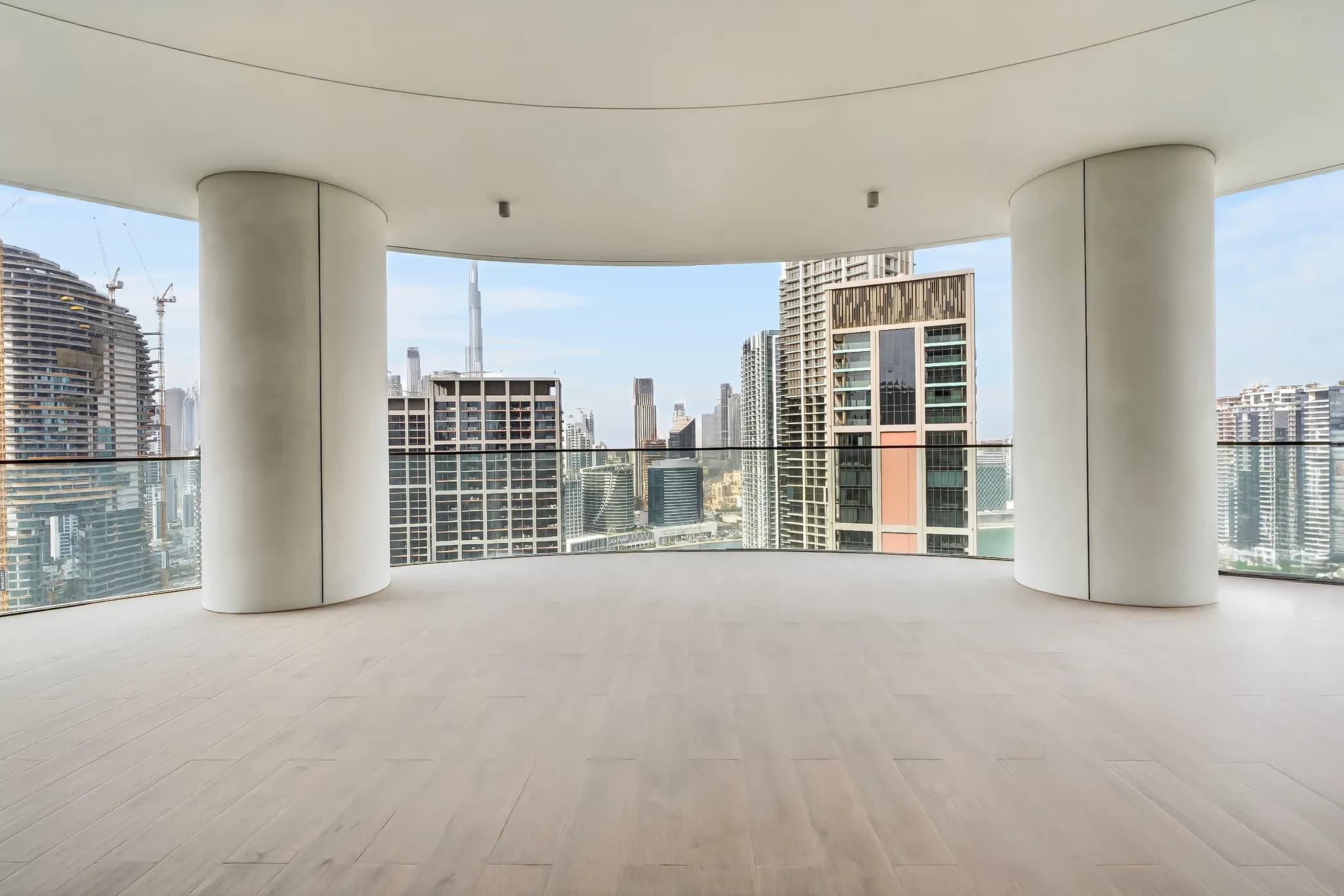 A rare 4-bed residence at Jumeirah Living Business Bay - 13