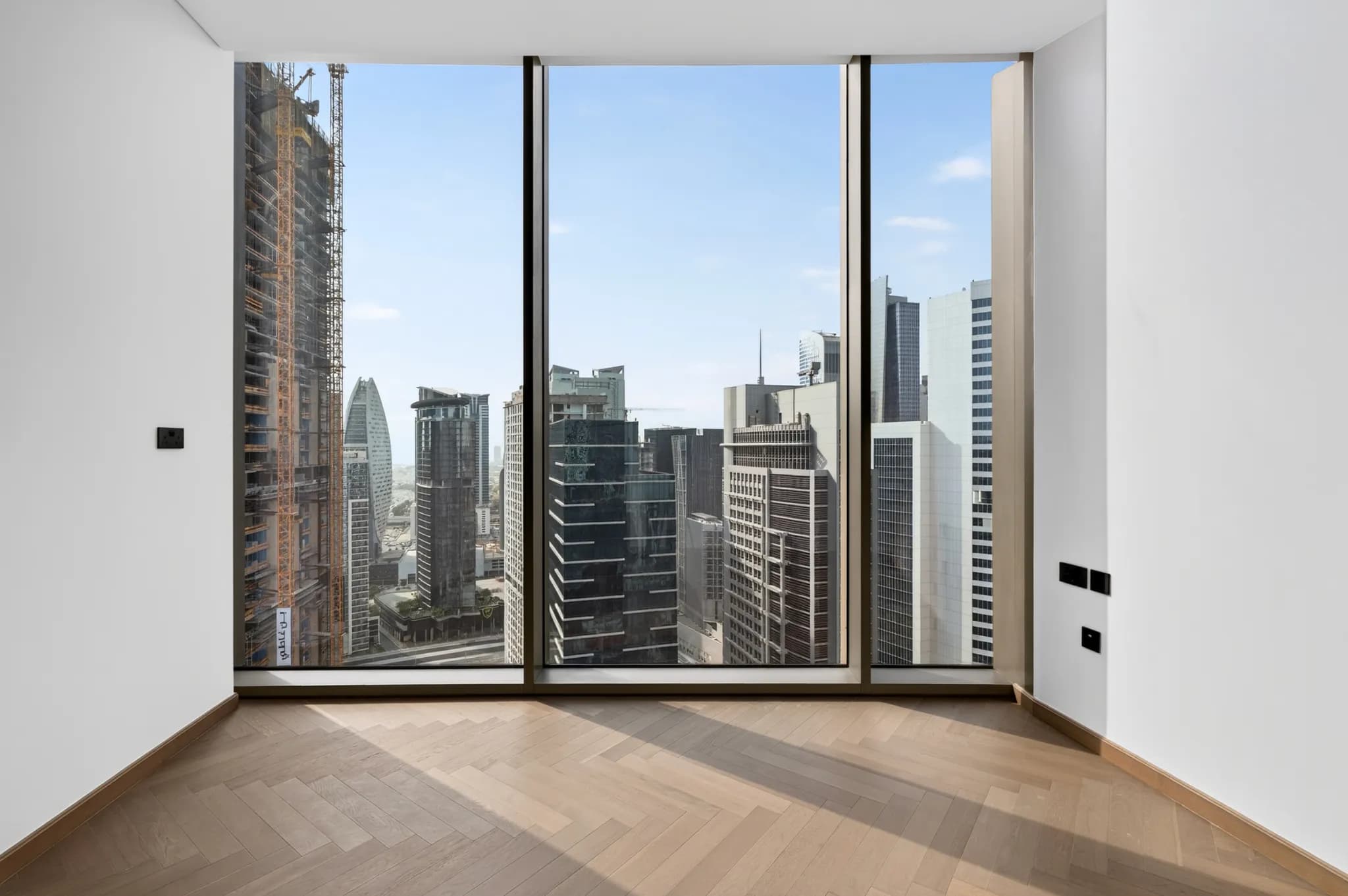 A rare 4-bed residence at Jumeirah Living Business Bay - 9
