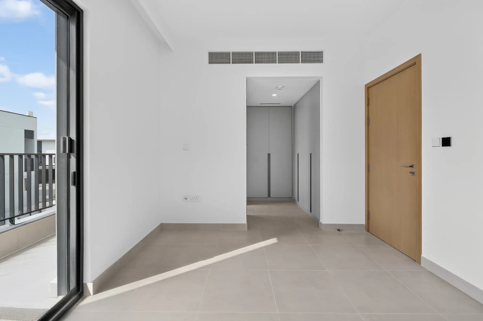 Newest 3-bedroom villa for rent in Arabian Ranches 3 - 15