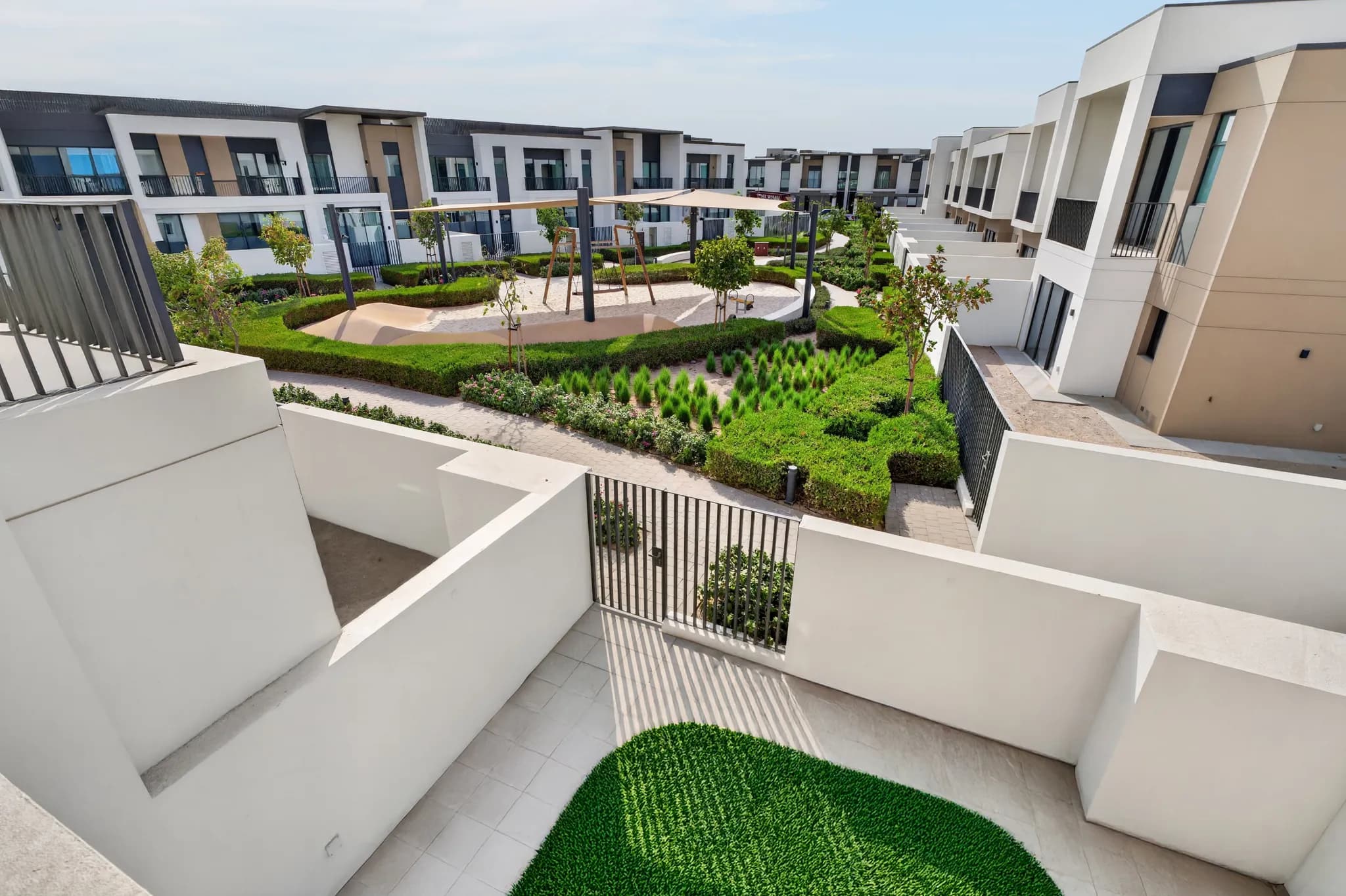 Newest 3-bedroom villa for rent in Arabian Ranches 3 - 19